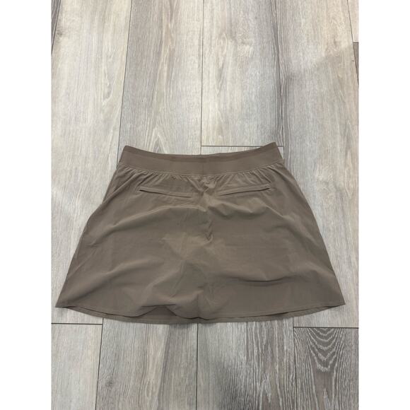 Athleta Pants - Athleta Tan Skirt with pockets size 14